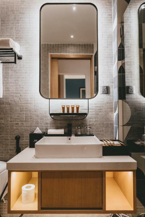 แมคคาลิสเตอร์ โฮเต็ล บาย พีเอชซี Hotel จอร์จทาวน์ ภายนอก รูปภาพ